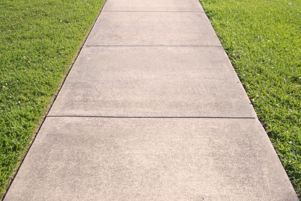 Cement Sidewalk Replacement in Murrieta