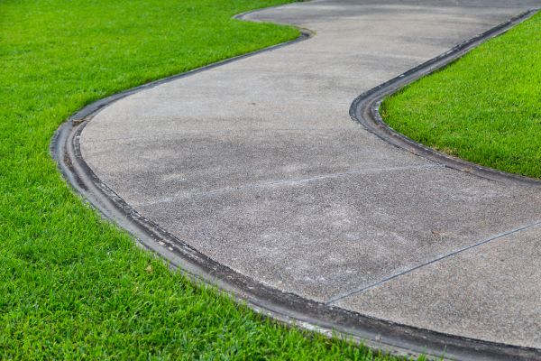 Concrete Sidewalk Construction in Murrieta