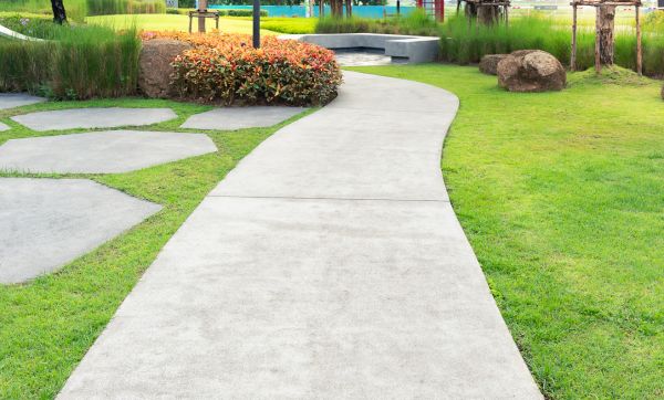 Concrete Sidewalk Installation in Murrieta